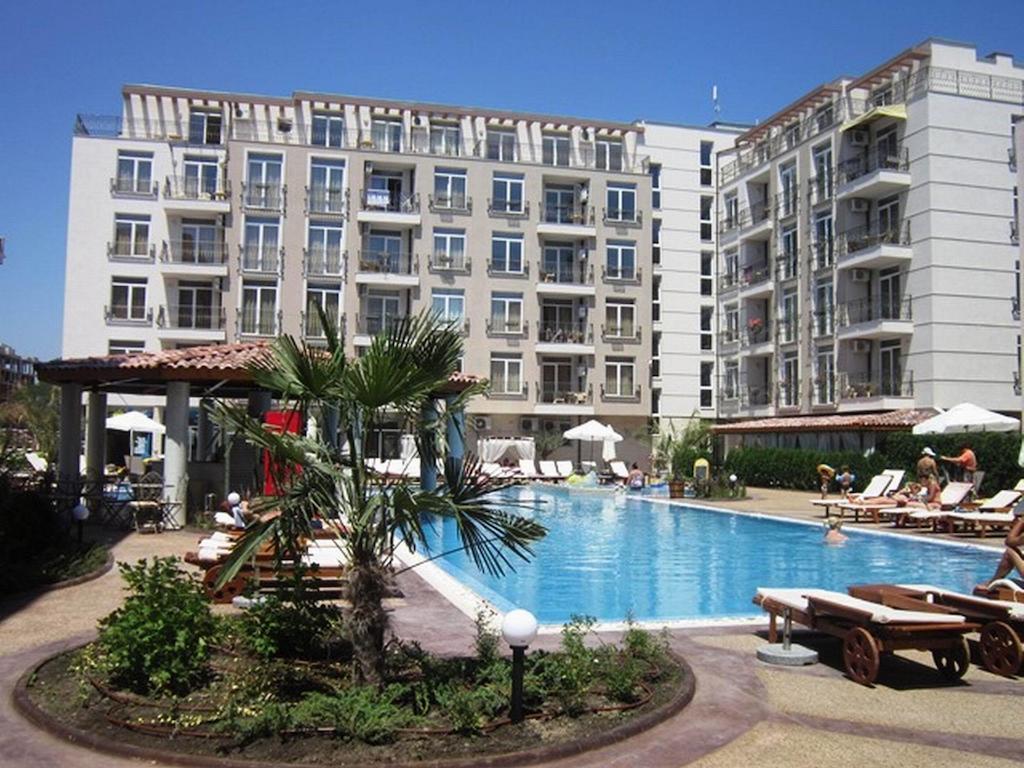Gt Down Park Apartments Sunny Beach Exterior photo